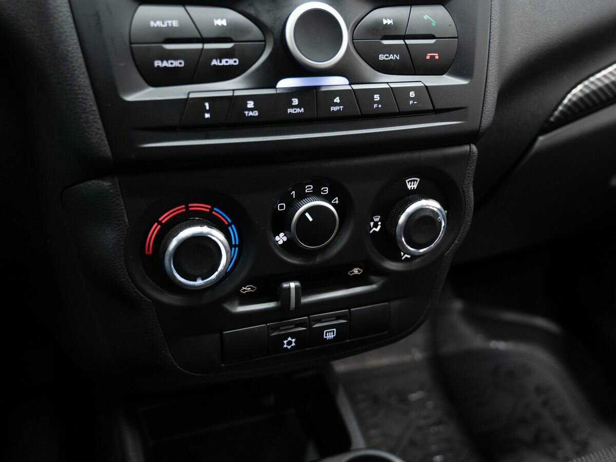 Lada (ВАЗ) Granta б/у, 2024, Механическая. Фото: #17