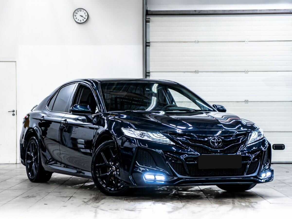Toyota Camry б/у, 2018, Автоматическая. Фото: #1