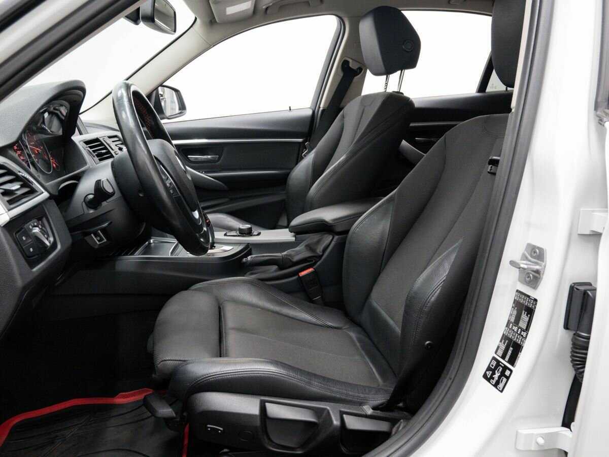 BMW 3 серии б/у, 2017, Автоматическая. Фото: #13