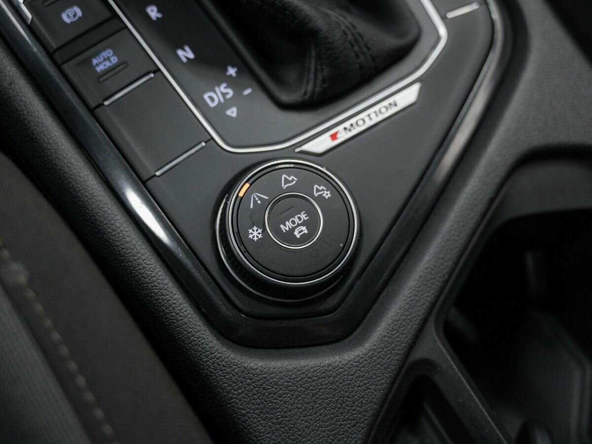 Volkswagen Tiguan б/у, 2018, Роботизированная. Фото: #20