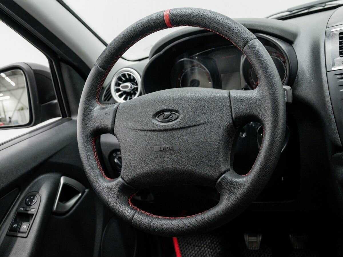 Lada (ВАЗ) Granta б/у, 2024, Механическая. Фото: #9