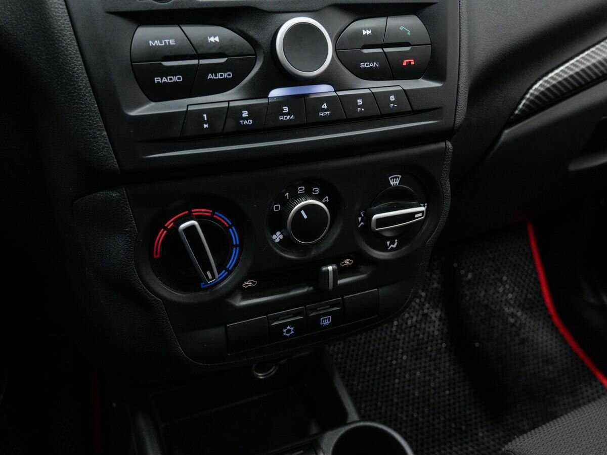 Lada (ВАЗ) Granta б/у, 2024, Механическая. Фото: #17