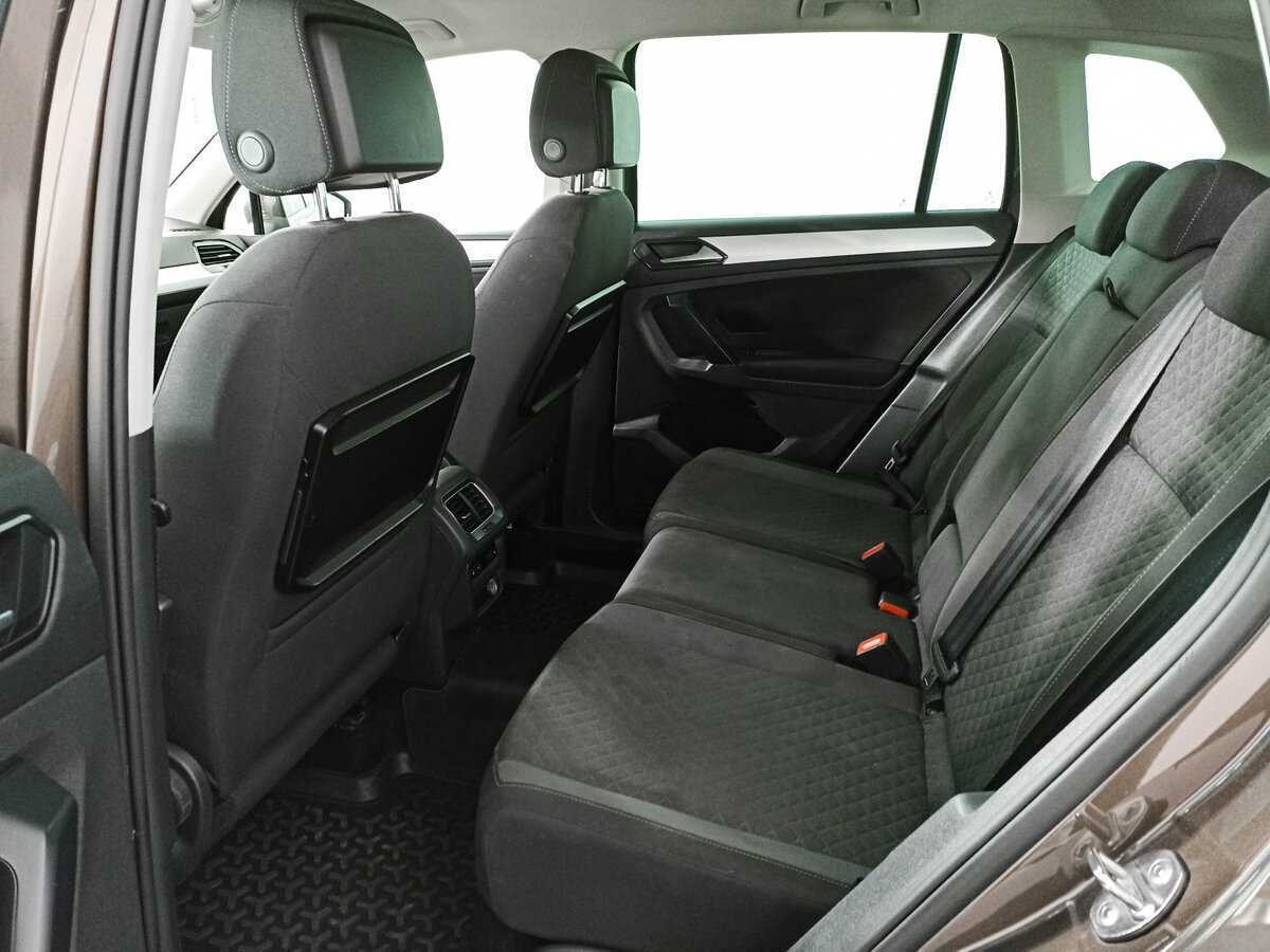 Volkswagen Tiguan б/у, 2017, Роботизированная. Фото: #9