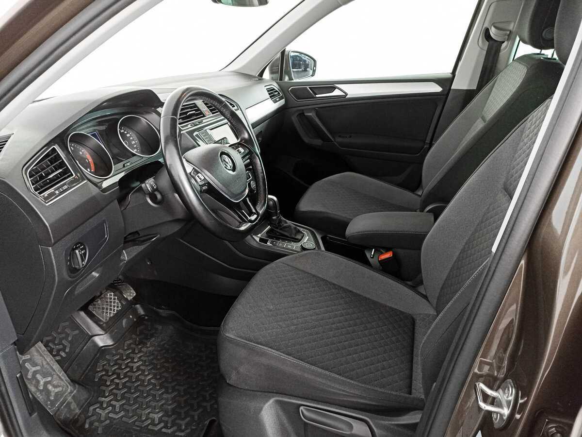 Volkswagen Tiguan б/у, 2017, Роботизированная. Фото: #13