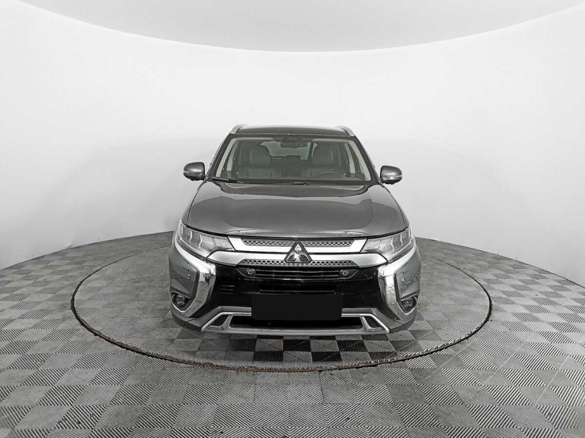Mitsubishi Outlander б/у, 2021, Вариатор. Фото: #1