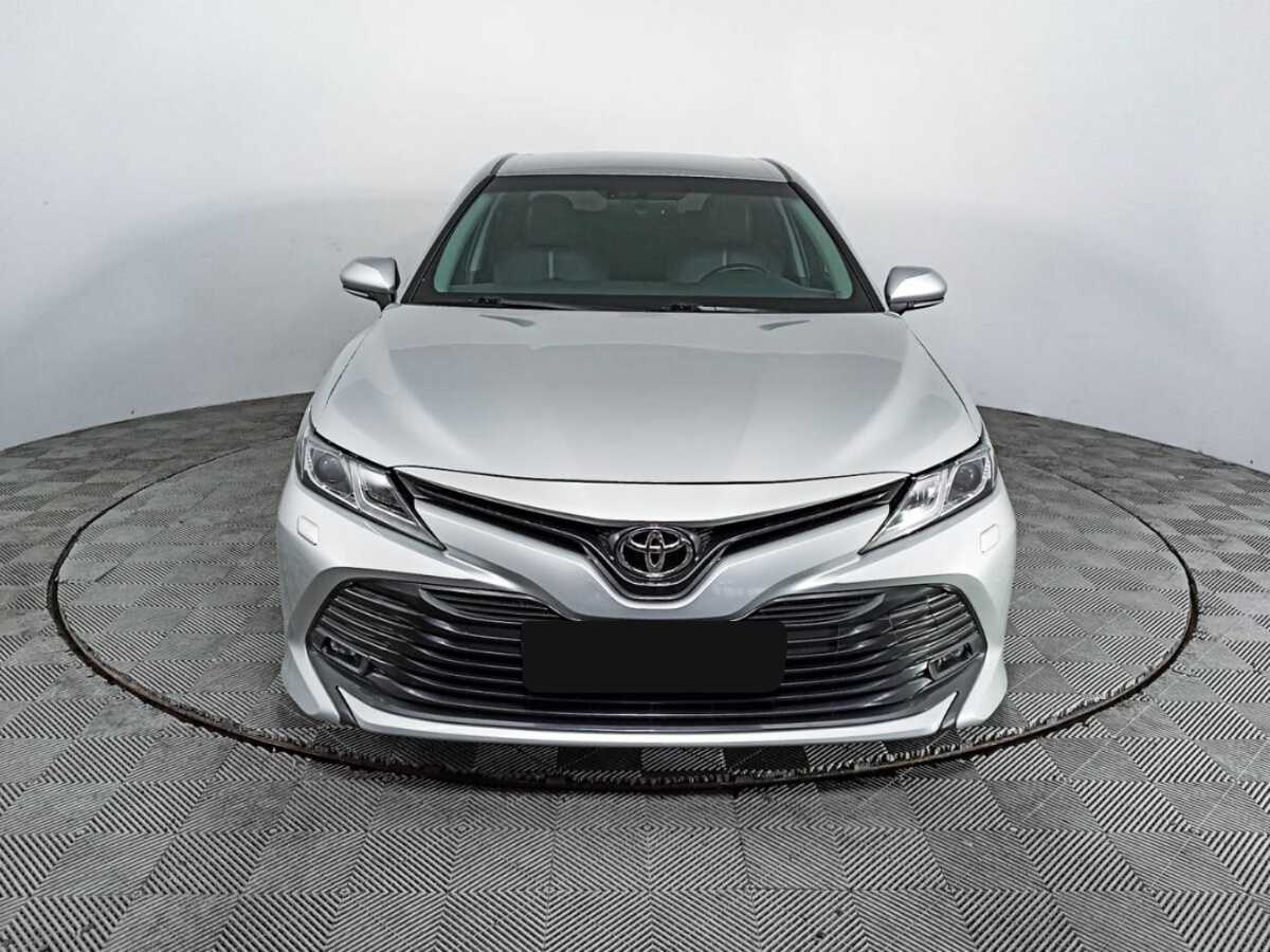 Toyota Camry б/у, 2019, Автоматическая. Фото: #1