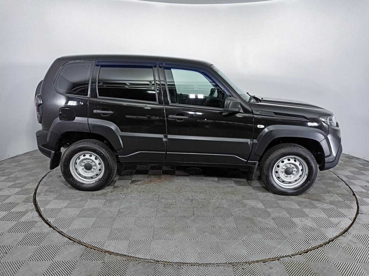 Lada (ВАЗ) Niva б/у, 2023, Механическая. Фото: #3