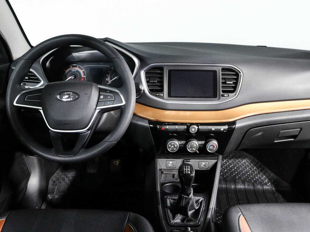 Lada (ВАЗ) Vesta б/у, 2023, Механическая. Фото: #9