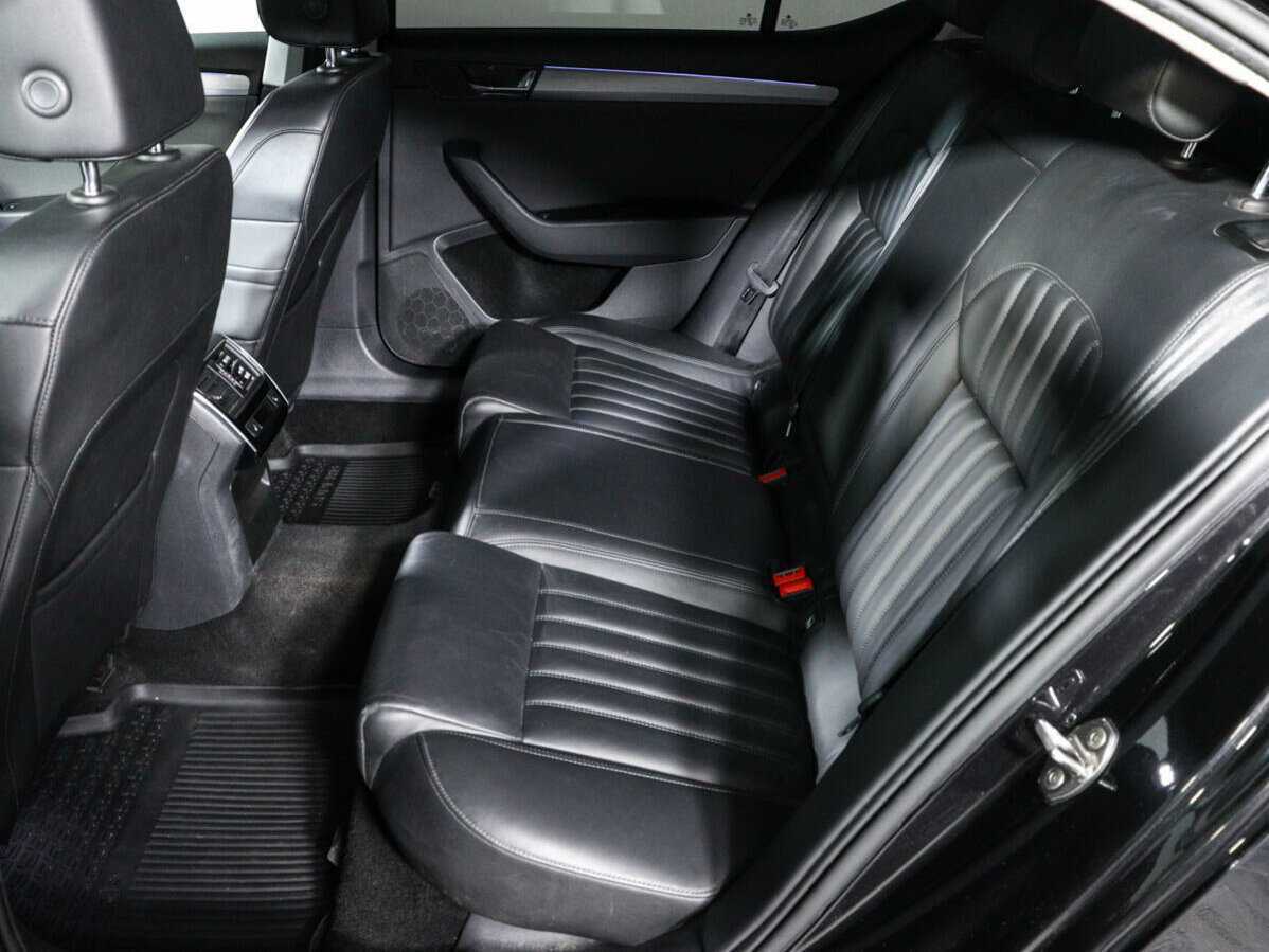 Skoda Superb б/у, 2019, Роботизированная. Фото: #9