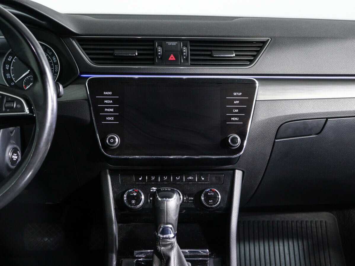 Skoda Superb б/у, 2019, Роботизированная. Фото: #12