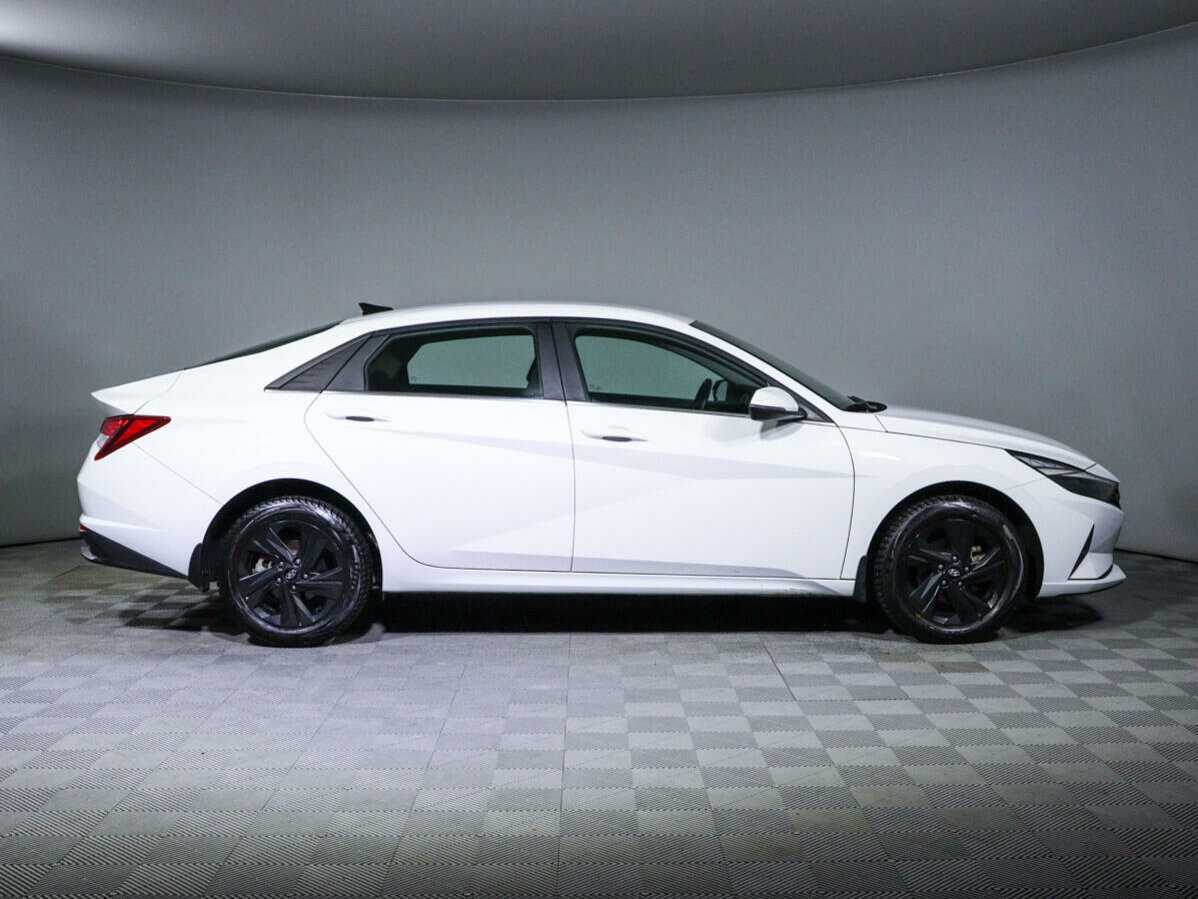 Hyundai Elantra б/у, 2021, Автоматическая. Фото: #3