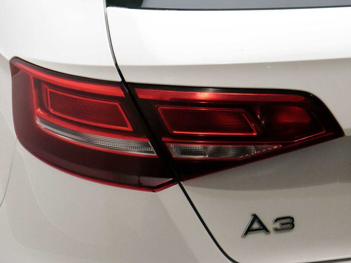 Audi A3 б/у, 2016, Роботизированная. Фото: #23