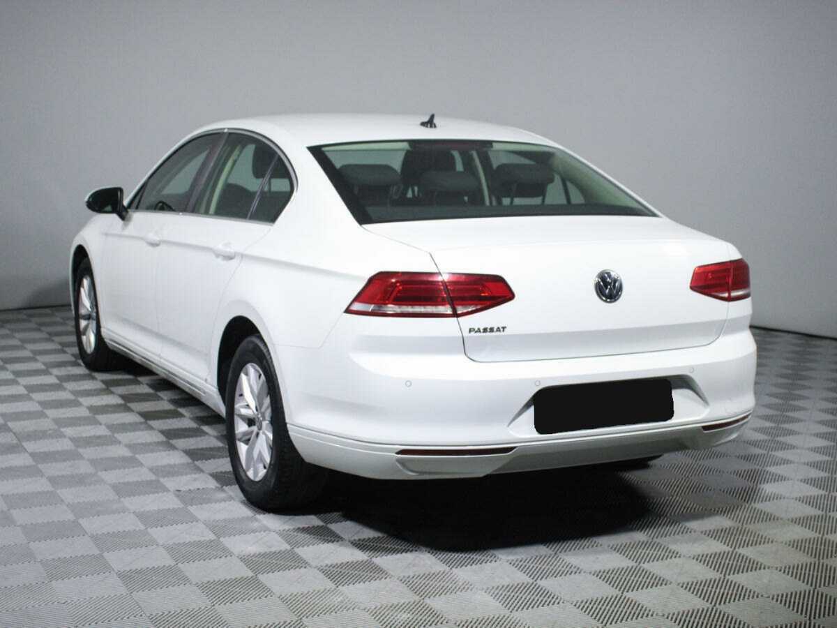 Volkswagen Passat б/у, 2018, Роботизированная. Фото: #6