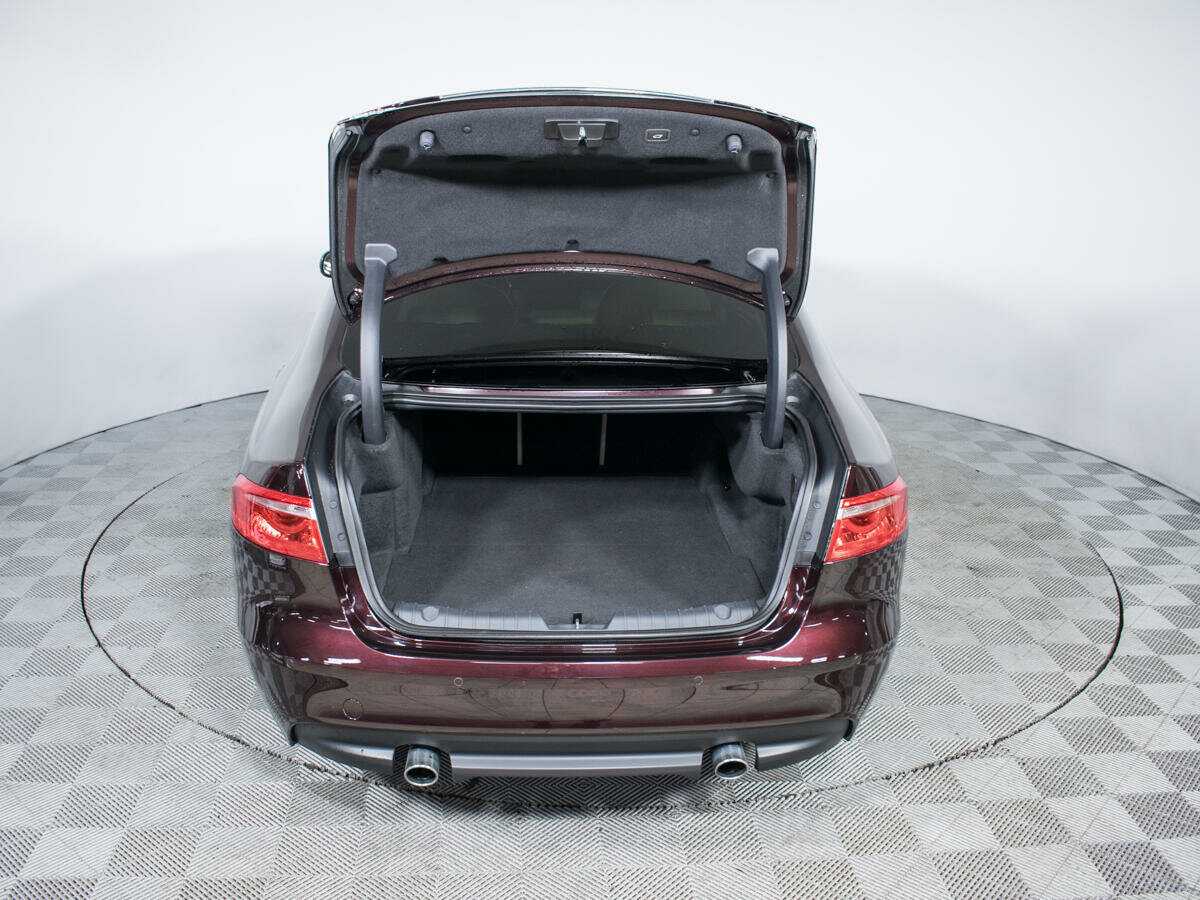 Jaguar XF б/у, 2016, Автоматическая. Фото: #18