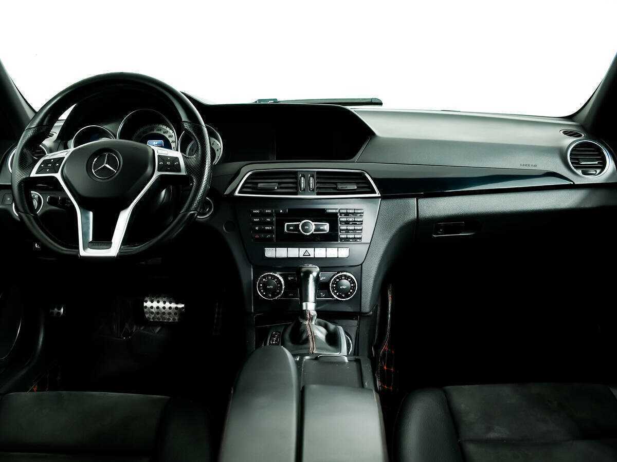 Mercedes-Benz C-Класс б/у, 2013, Автоматическая. Фото: #10