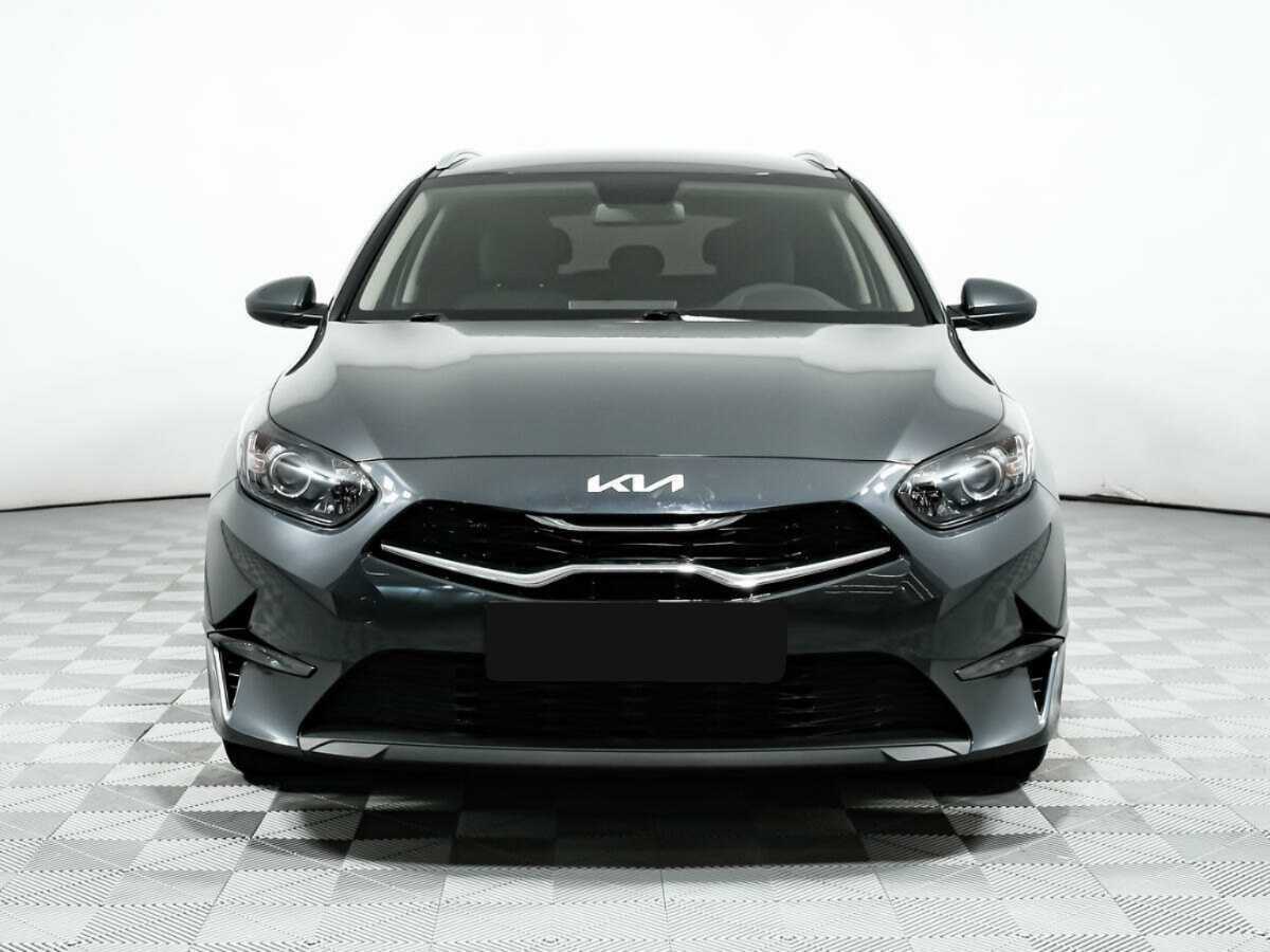 Kia Ceed б/у, 2022, Автоматическая. Фото: #1