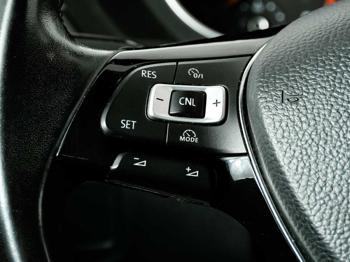 Volkswagen Tiguan б/у, 2017, Роботизированная. Фото: #15