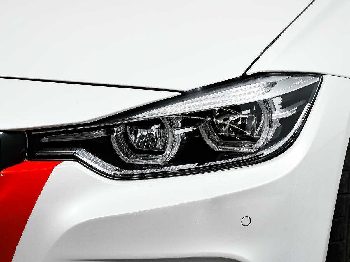 BMW 3 серии б/у, 2016, Автоматическая. Фото: #14