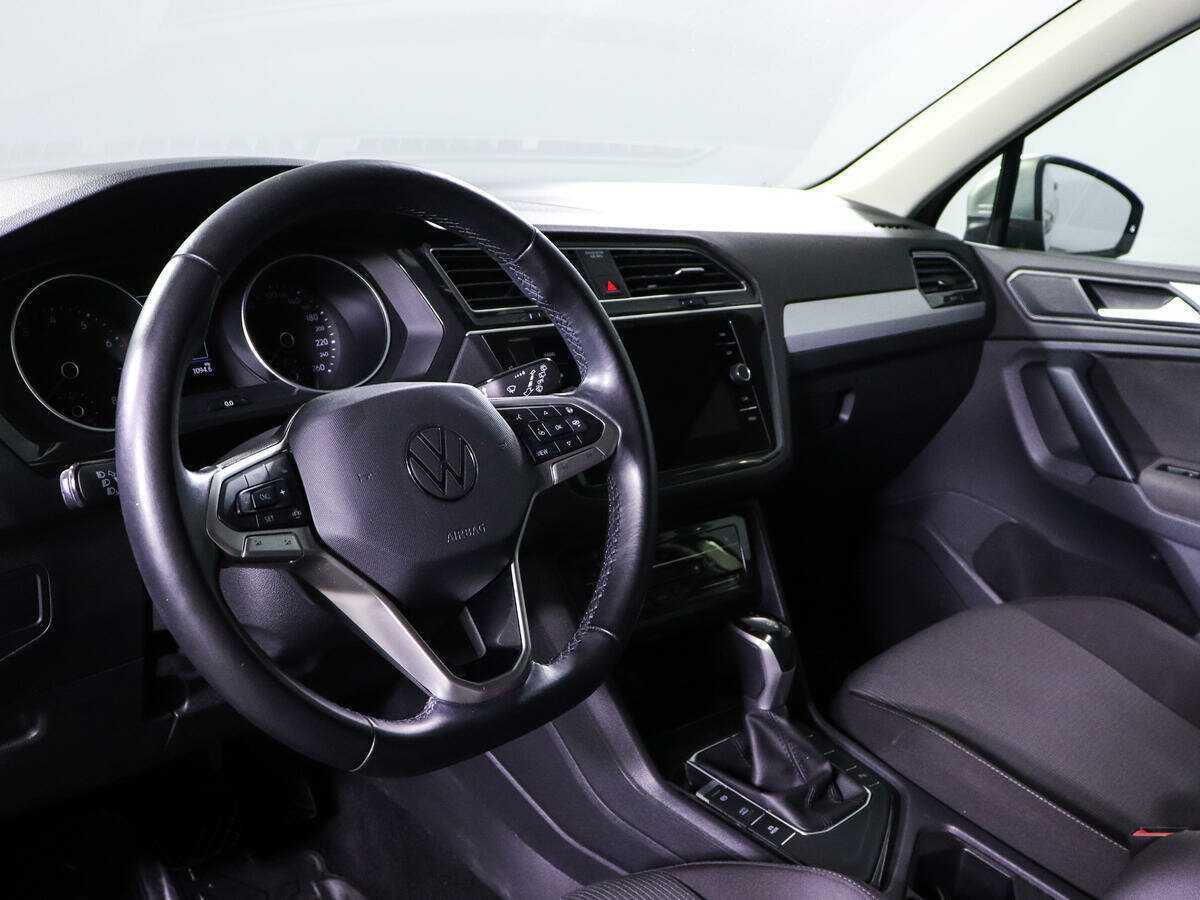 Volkswagen Tiguan б/у, 2021, Роботизированная. Фото: #10