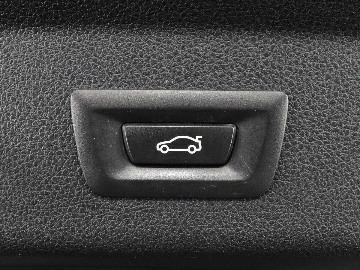 BMW 3 серии б/у, 2016, Автоматическая. Фото: #16