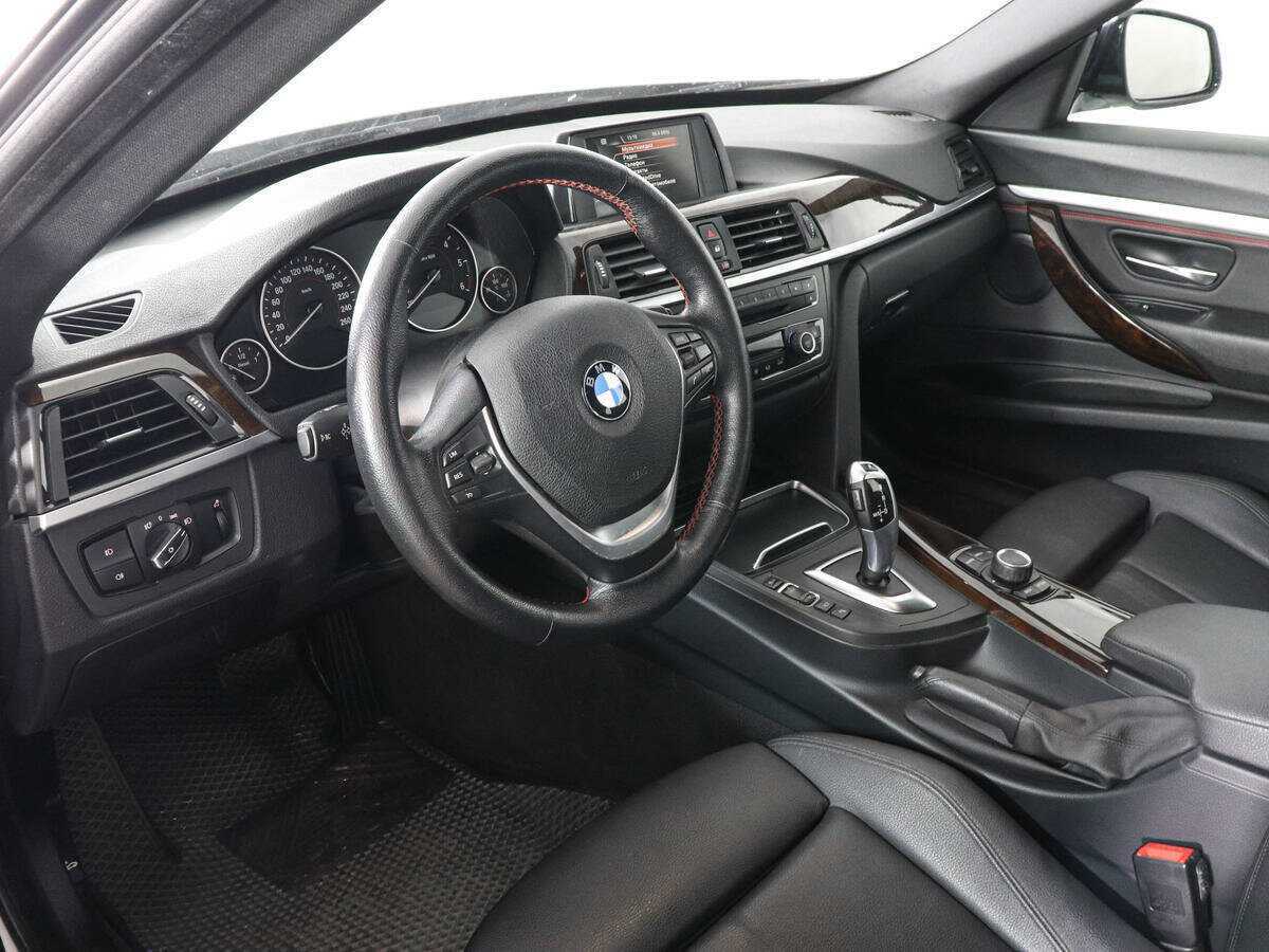 BMW 3 серии б/у, 2016, Автоматическая. Фото: #11