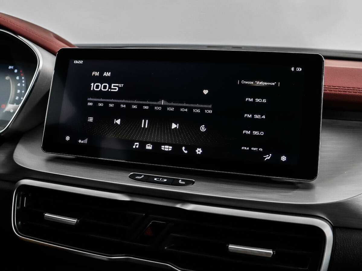 Geely Coolray б/у, 2023, Роботизированная. Фото: #15