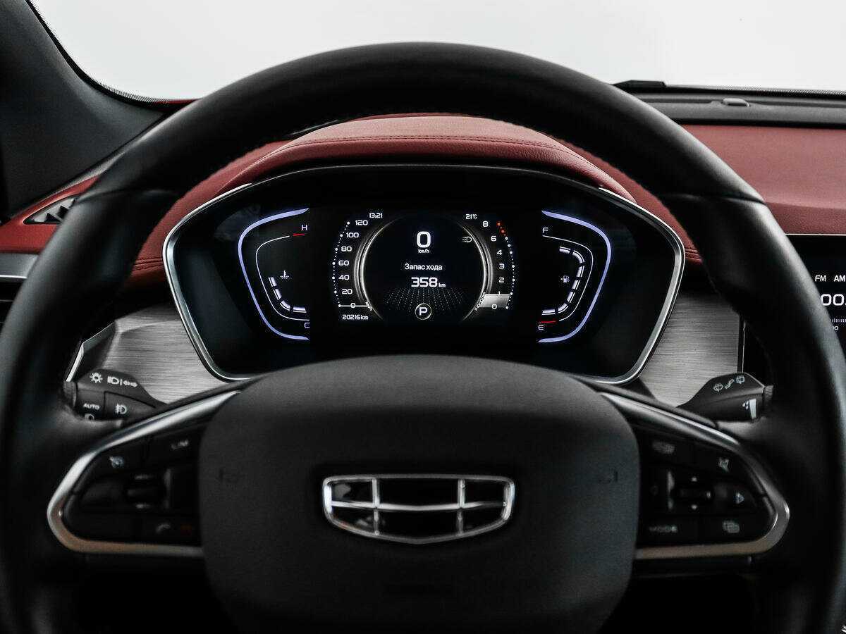 Geely Coolray б/у, 2023, Роботизированная. Фото: #18