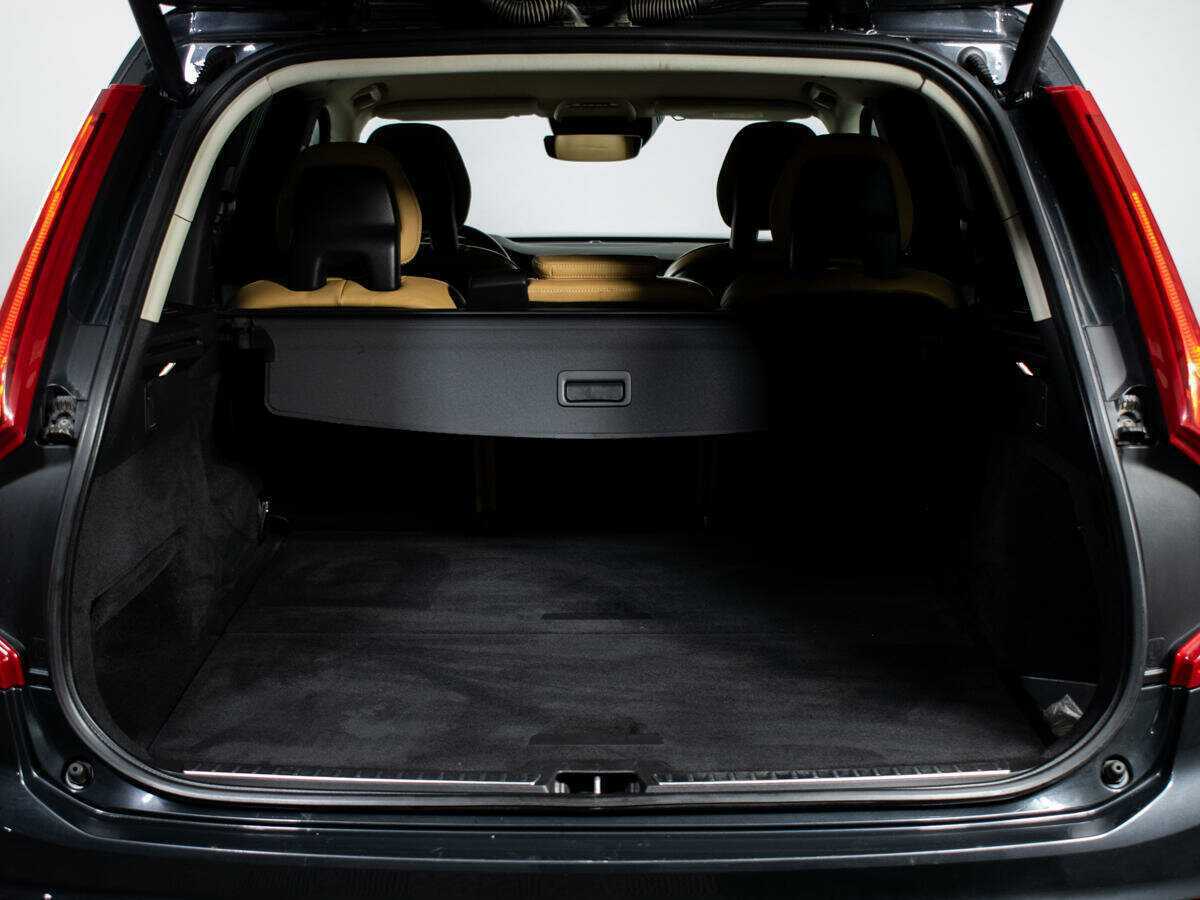 Volvo XC90 б/у, 2015, Автоматическая. Фото: #12