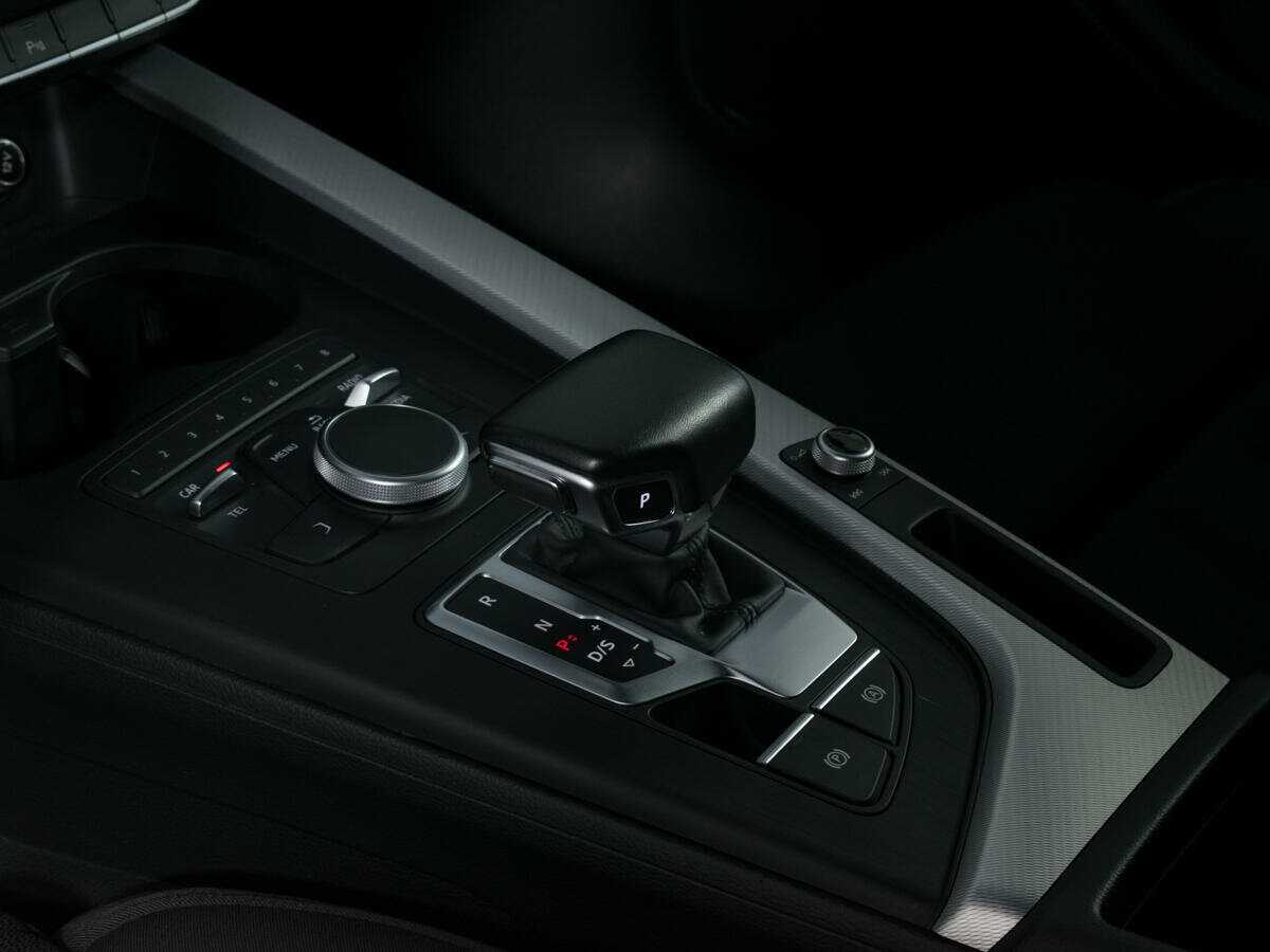 Audi A4 б/у, 2017, Роботизированная. Фото: #14