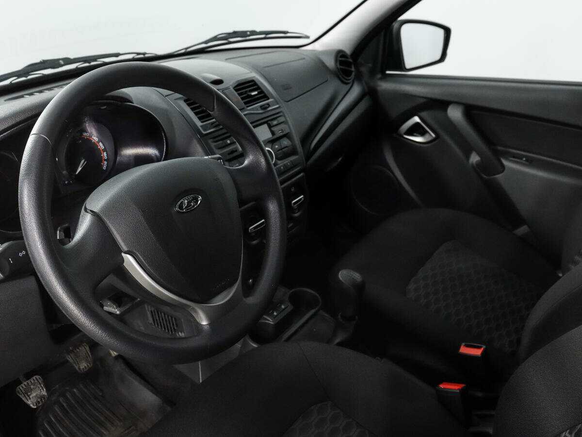 Lada (ВАЗ) Granta б/у, 2023, Механическая. Фото: #8