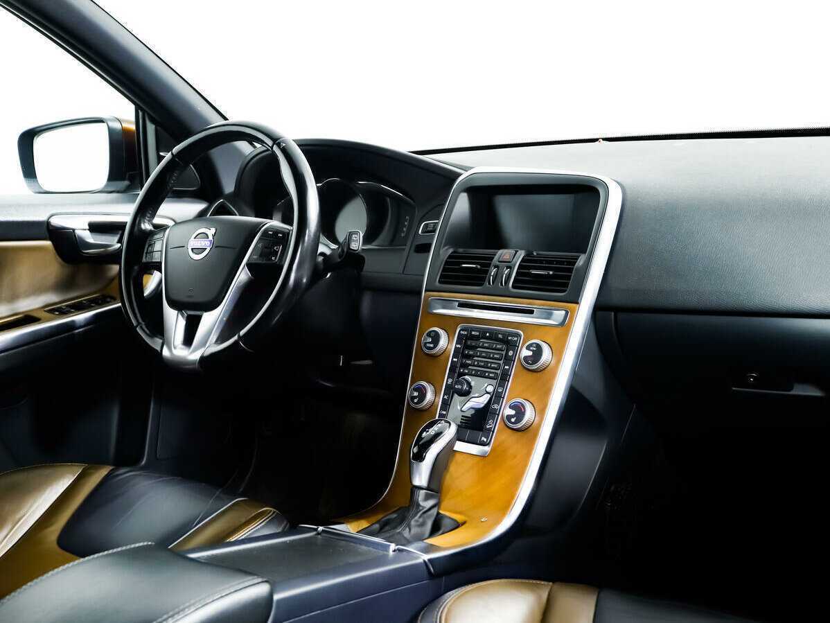 Volvo XC60 б/у, 2014, Автоматическая. Фото: #8