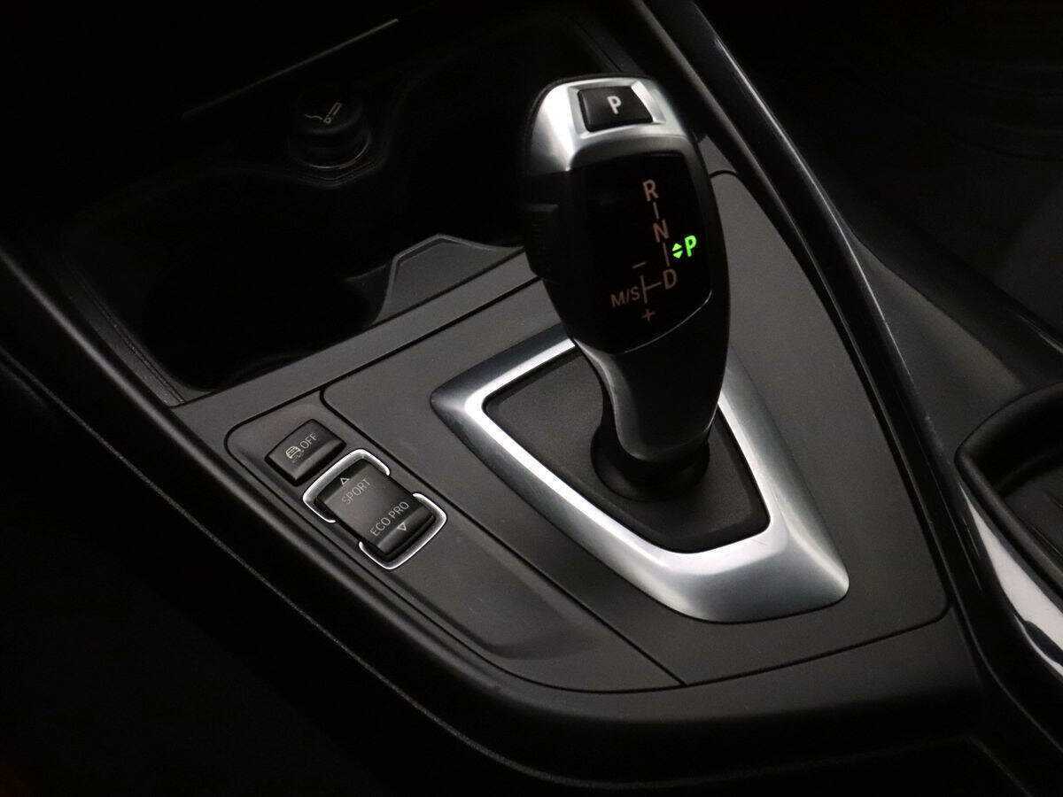 BMW 1 серии б/у, 2012, Автоматическая. Фото: #12