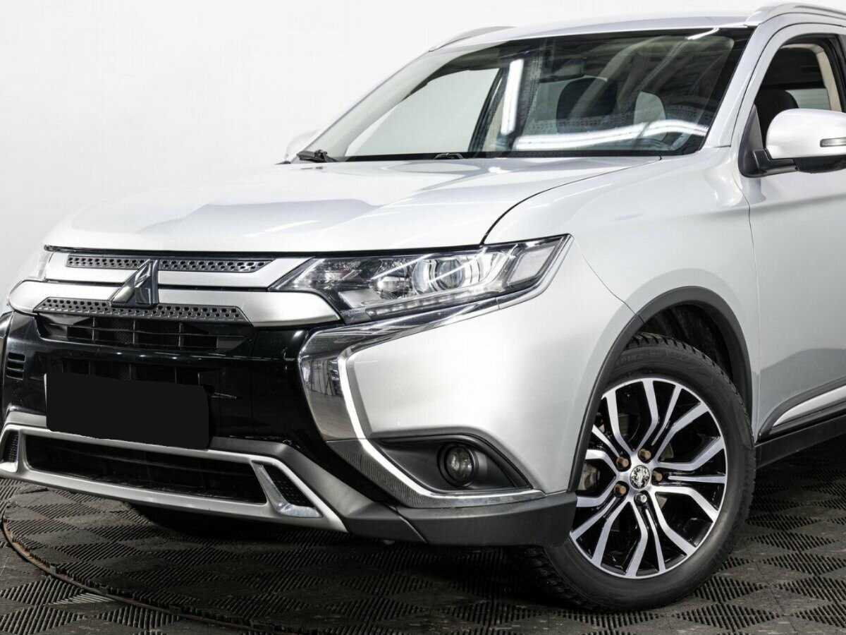 Mitsubishi Outlander б/у, 2019, Вариатор. Фото: #6