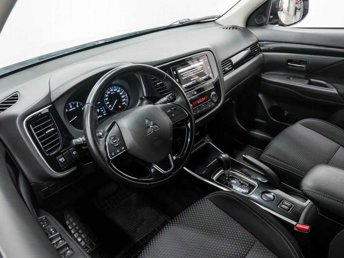 Mitsubishi Outlander б/у, 2019, Вариатор. Фото: #13