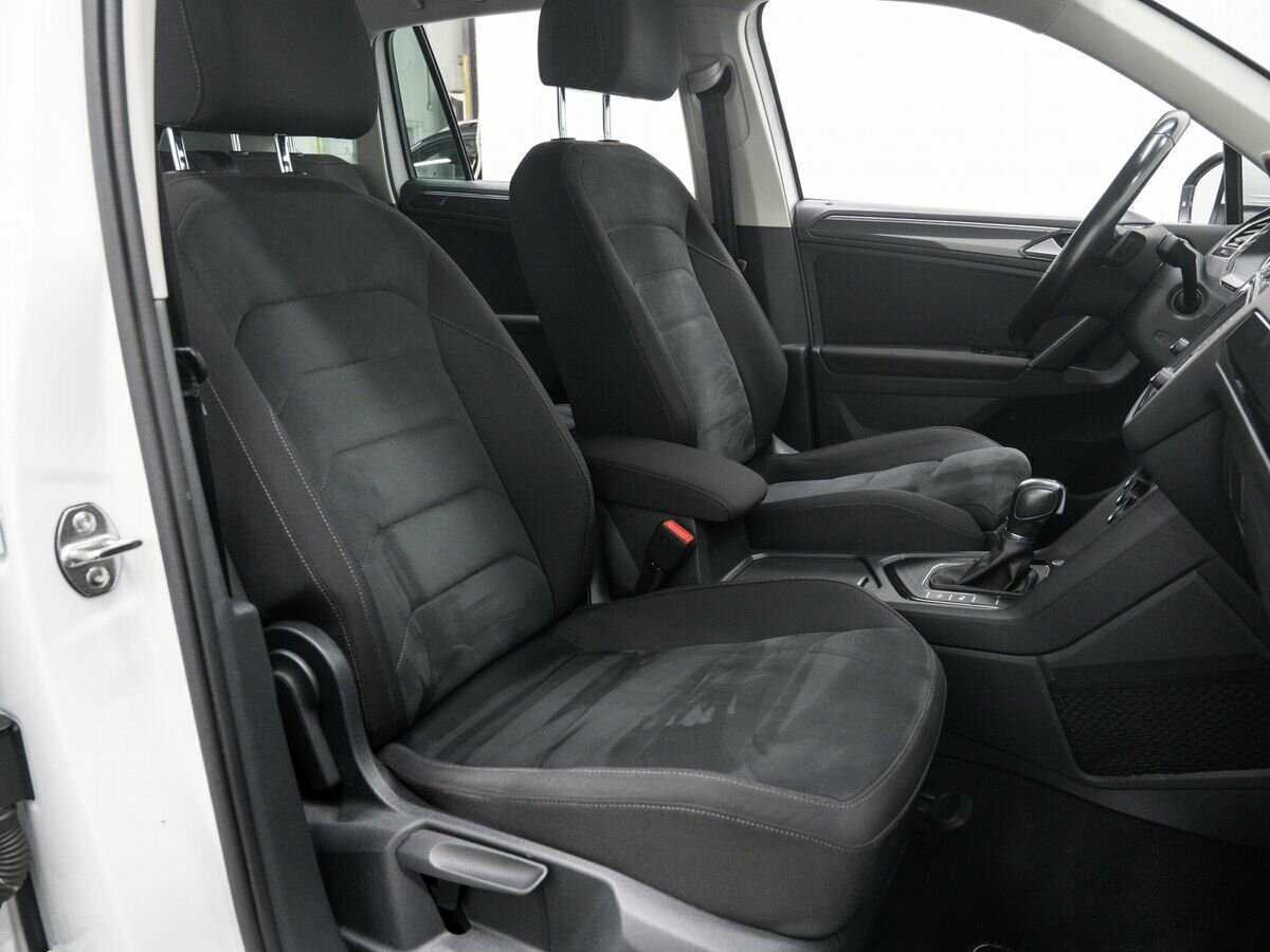 Volkswagen Tiguan б/у, 2017, Роботизированная. Фото: #9