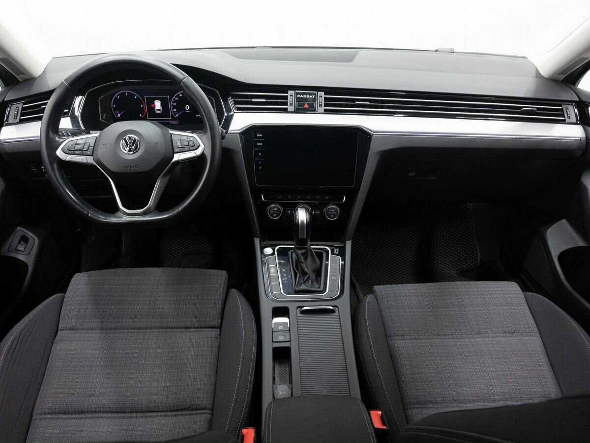 Volkswagen Passat б/у, 2020, Роботизированная. Фото: #15
