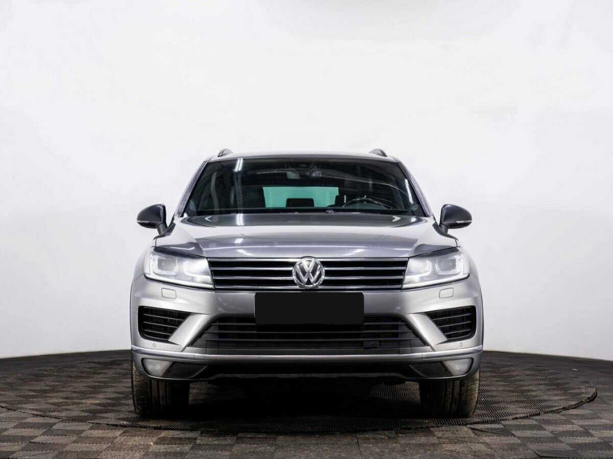 Volkswagen Touareg б/у, 2017, Автоматическая. Фото: #1