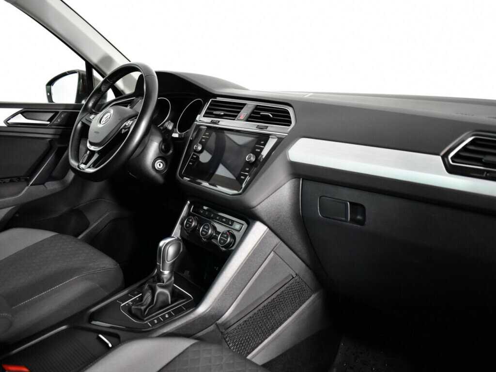 Volkswagen Tiguan б/у, 2017, Роботизированная. Фото: #8