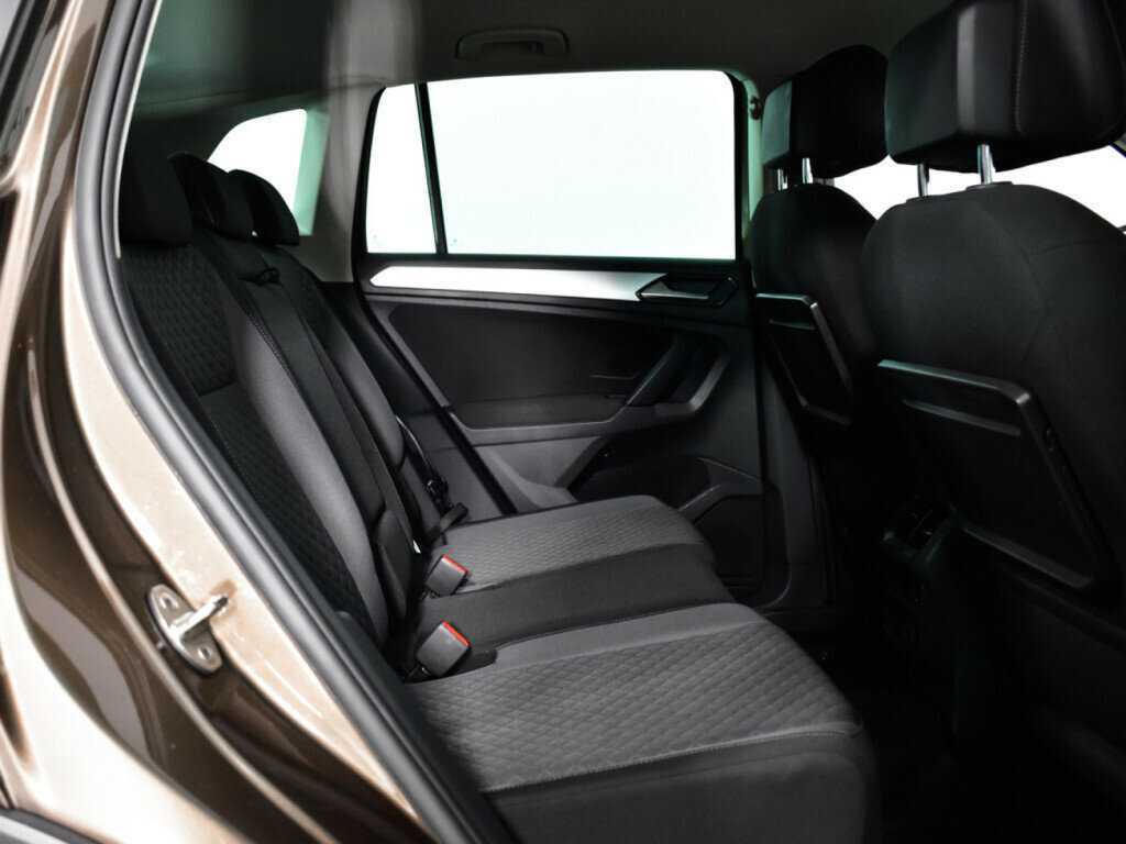 Volkswagen Tiguan б/у, 2017, Роботизированная. Фото: #9