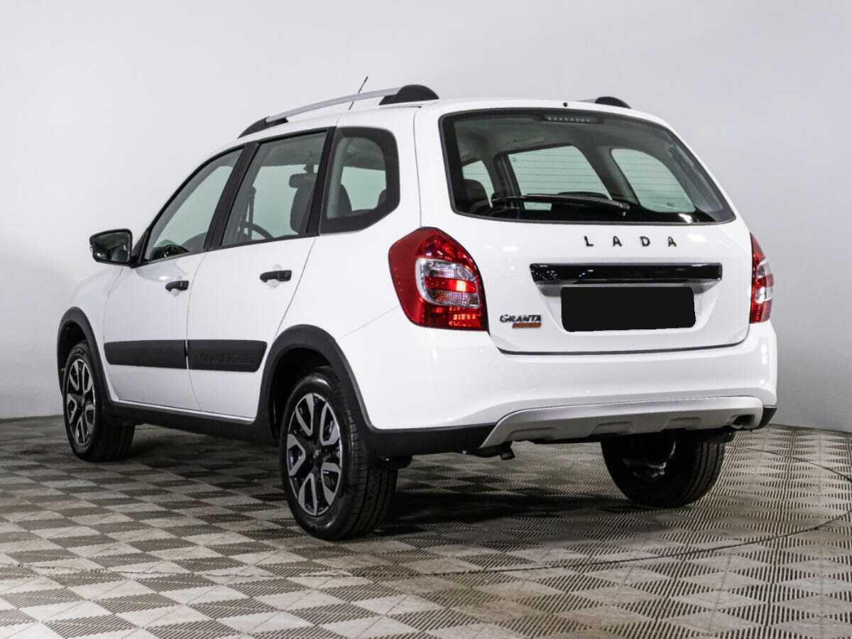 Lada (ВАЗ) Granta б/у, 2023, Механическая. Фото: #6