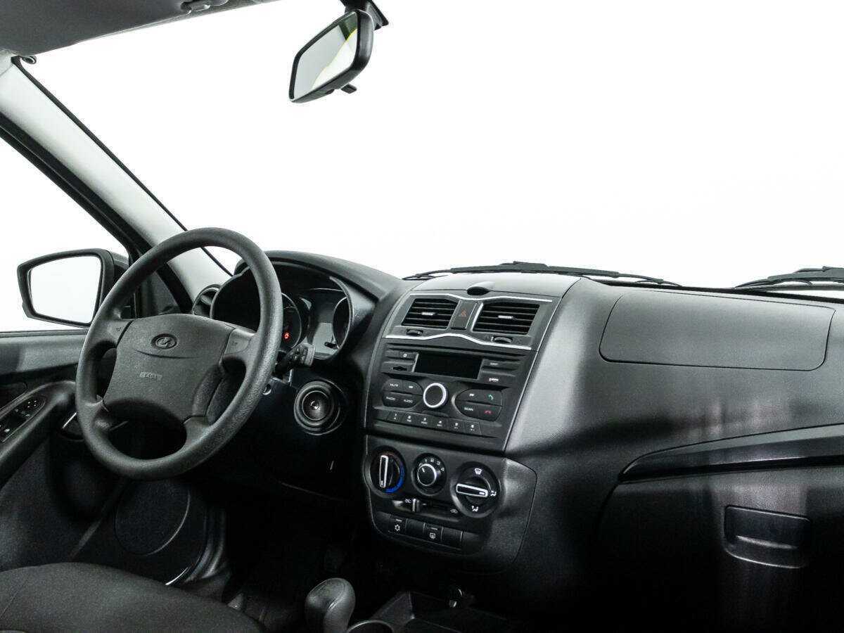 Lada (ВАЗ) Granta б/у, 2023, Механическая. Фото: #8