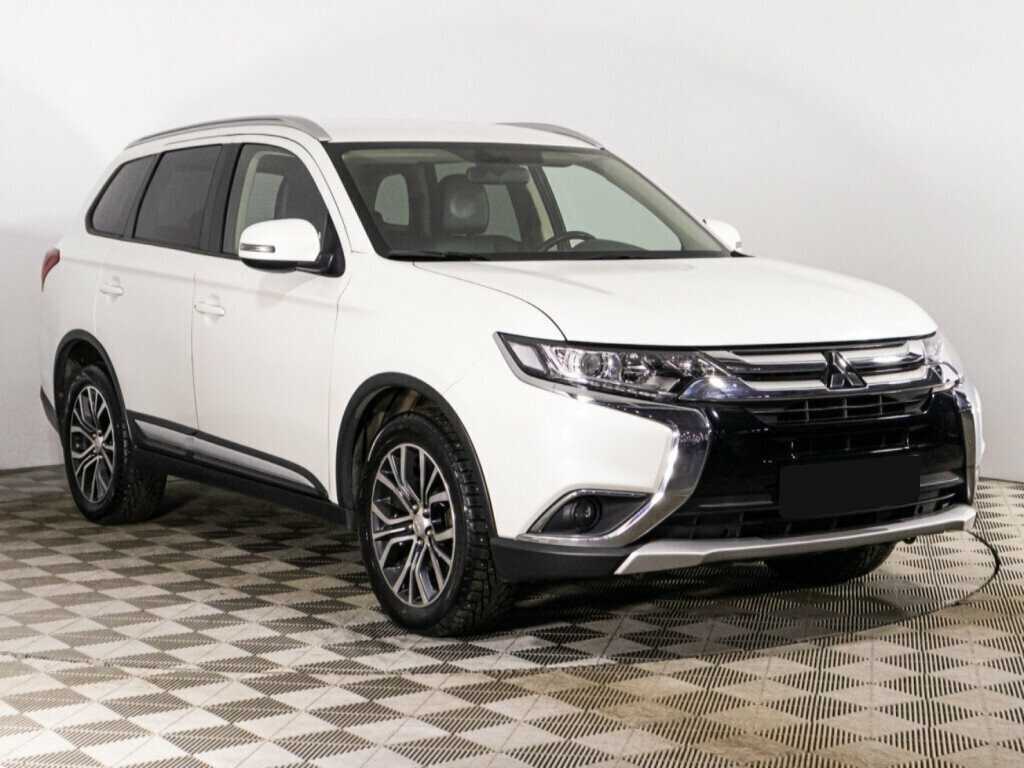 Mitsubishi Outlander б/у, 2018, Вариатор. Фото: #2