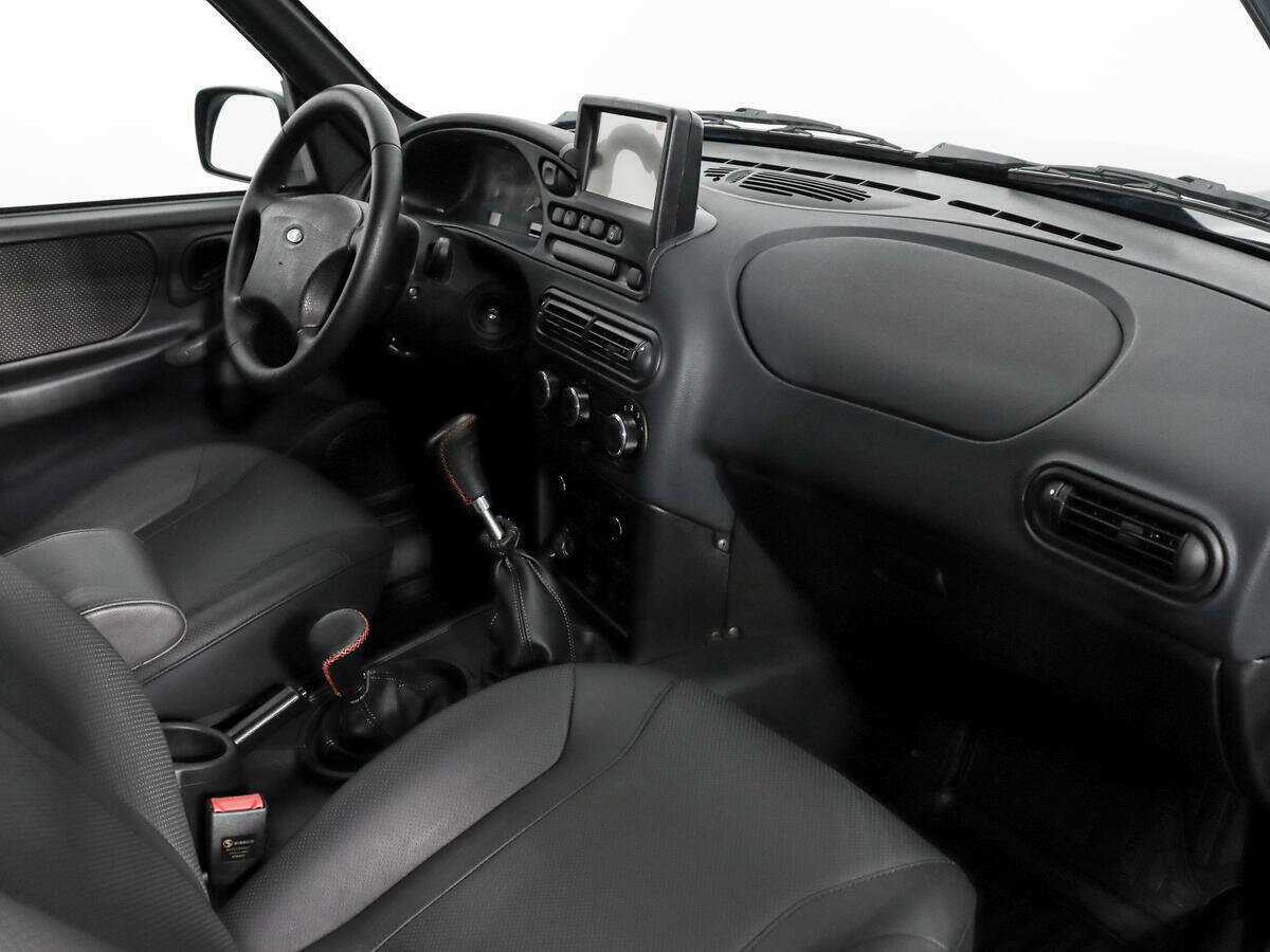 Lada (ВАЗ) Niva б/у, 2023, Механическая. Фото: #10