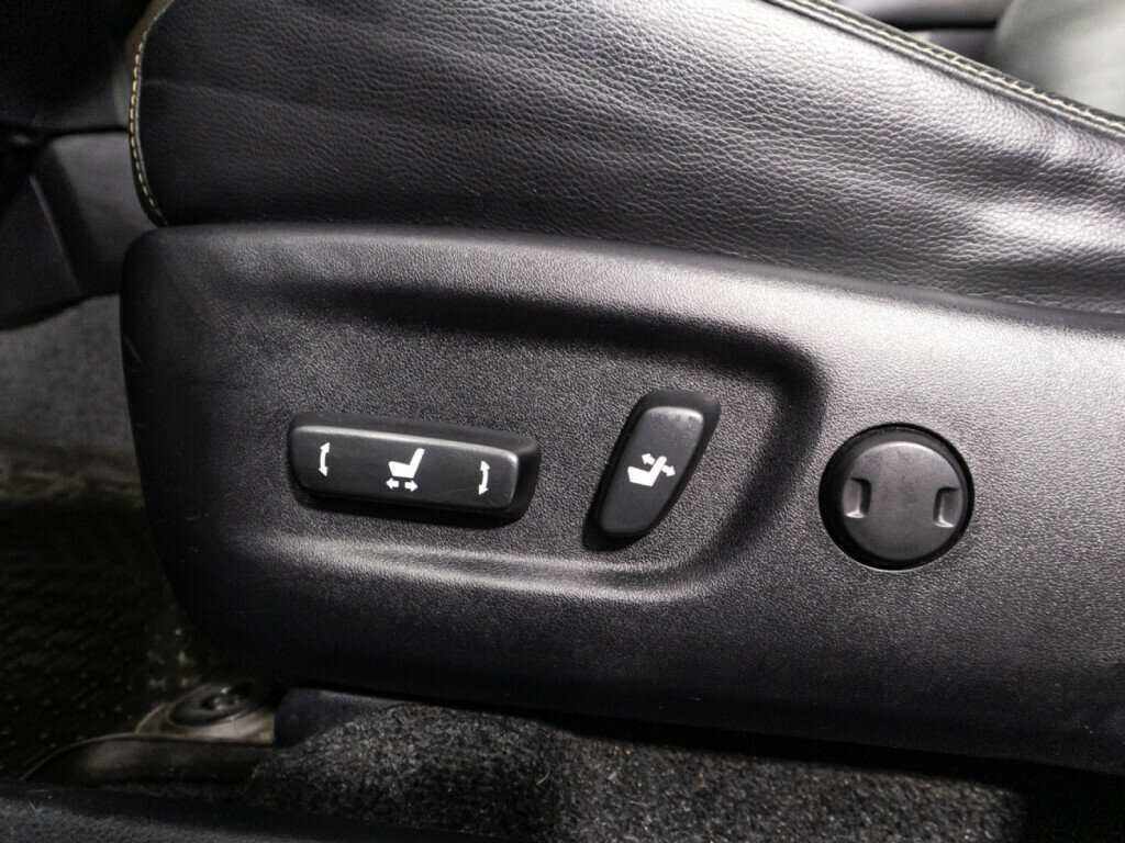 Toyota RAV4 б/у, 2013, Автоматическая. Фото: #16