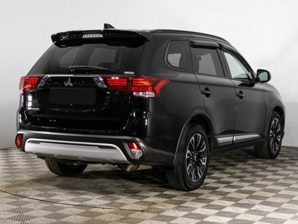 Mitsubishi Outlander б/у, 2021, Вариатор. Фото: #4