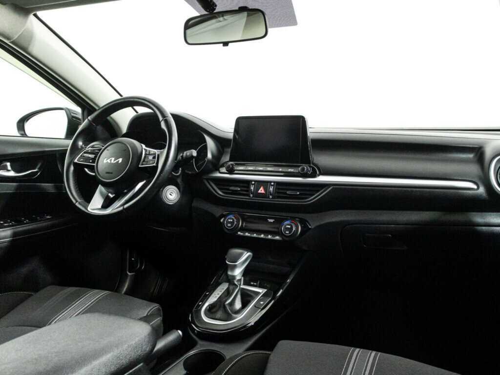 Kia Cerato б/у, 2022, Автоматическая. Фото: #8