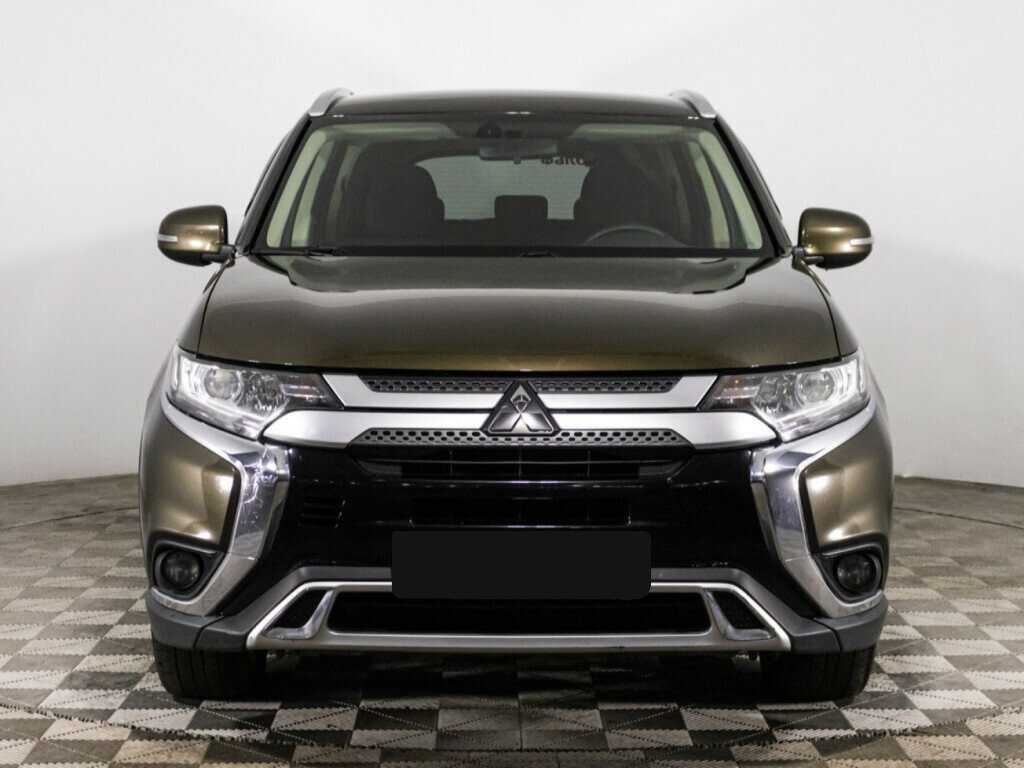 Mitsubishi Outlander б/у, 2019, Вариатор. Фото: #1