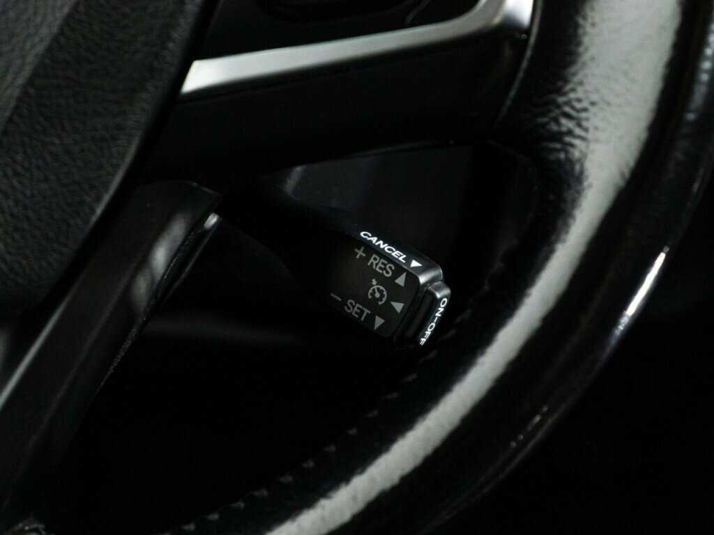 Toyota Camry б/у, 2016, Автоматическая. Фото: #19