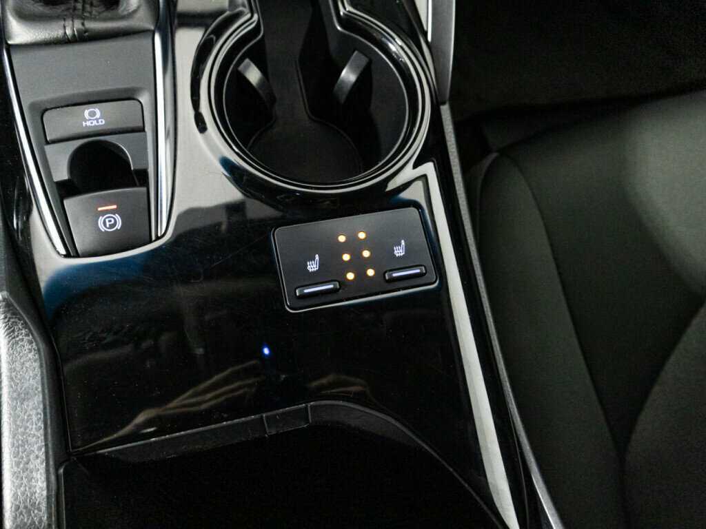 Toyota Camry б/у, 2019, Автоматическая. Фото: #15