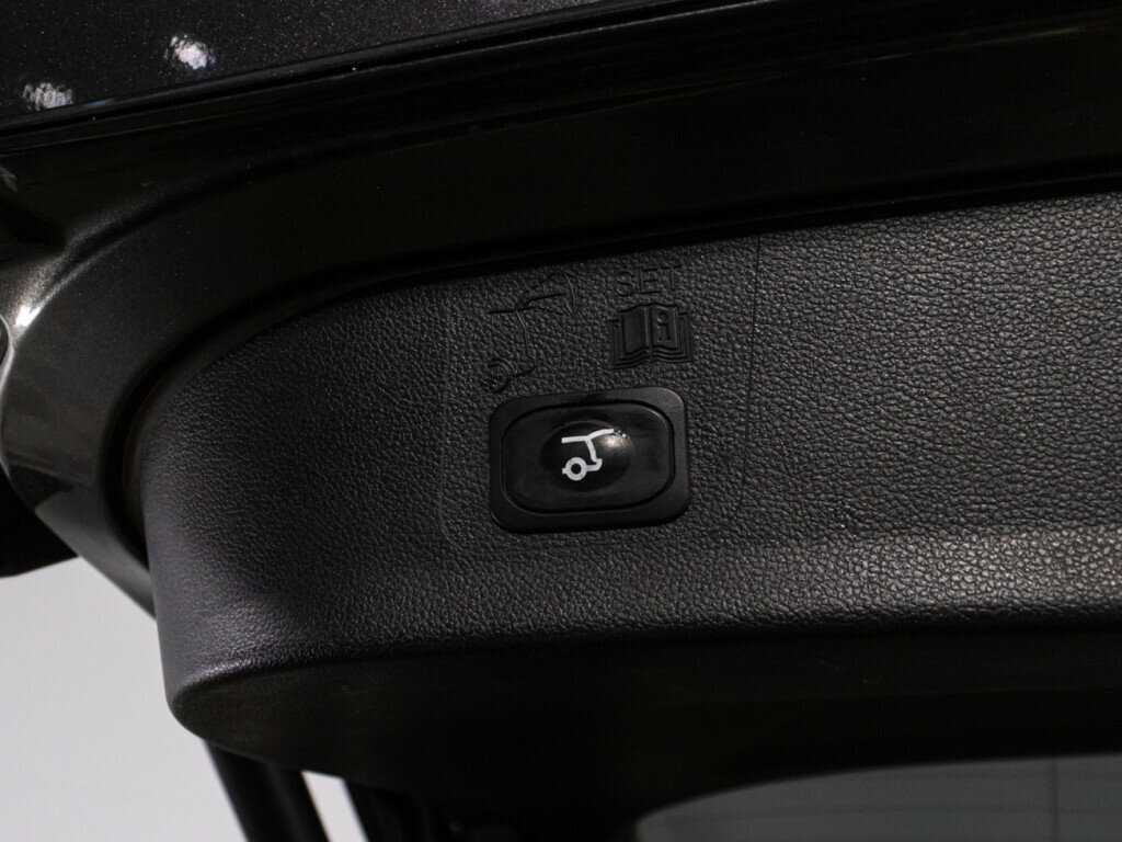 Ford Kuga б/у, 2017, Автоматическая. Фото: #15